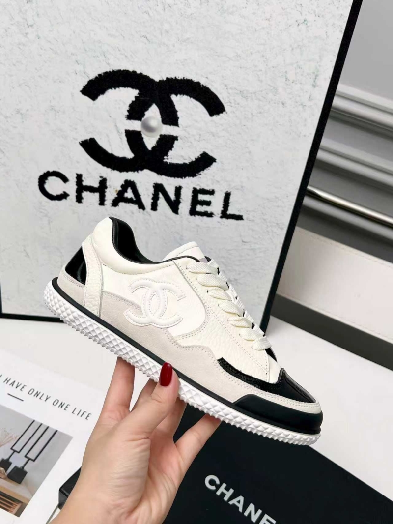 Ch**el sport shoes